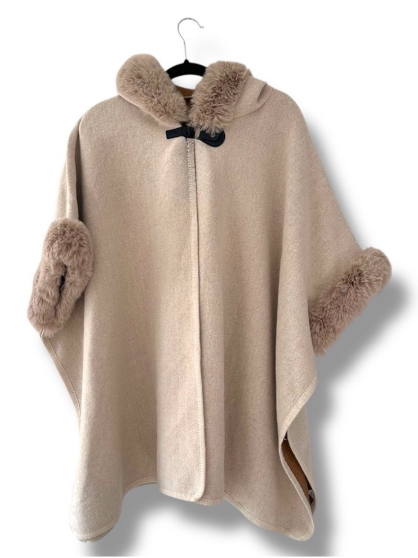 Rachel Zo Cream/Ivory Cape Trimmed In Faux Fur